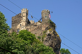 Burg Rheinstein vom Radweg