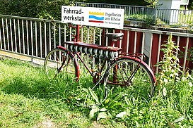Ingelheimer Fahrradwerkstatt am Wegrand