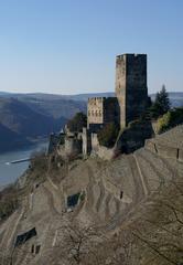 Burg Gutenfels am Rheinsteig