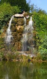 Wasserfall vom Steingarten