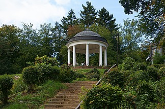 Tempel am Niederwald