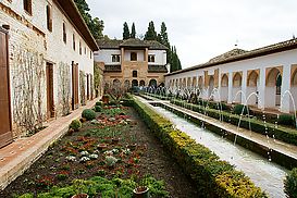 Patio de la Acequia