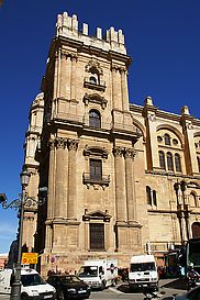 Unvollendeter Turm der Kathedrale