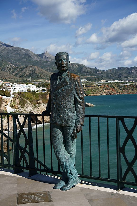 Denkmal f?r Alfons XII auf Balcon de Europa