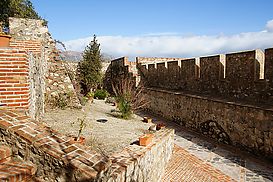 Im Castillo hinter Burgtor